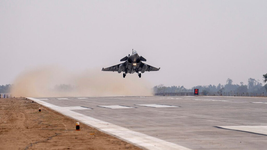 ରାଜନୀତିକ ବାଧା ପାଇଁ ଅପରେସନ ସିନ୍ଦୂରରେ ଯୁଦ୍ଧ ବିମାନ ହରାଇଥିଲା ବାୟୁସେନା: ପ୍ରତିରକ୍ଷା ଅଧିକାରୀ, ସ୍ପଷ୍ଟୀକରଣ ଦେଲେ ସରକାର