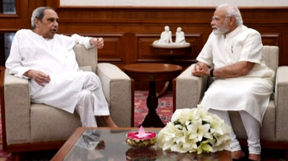 Chief Minister Naveen Patnaik met Prime Minister Narendra Modi