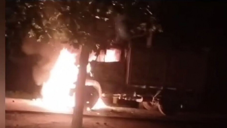mini-truck was set on fire