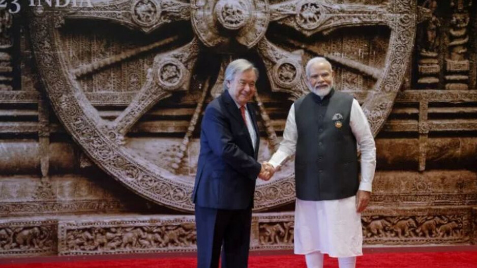 Modi before konark Charka