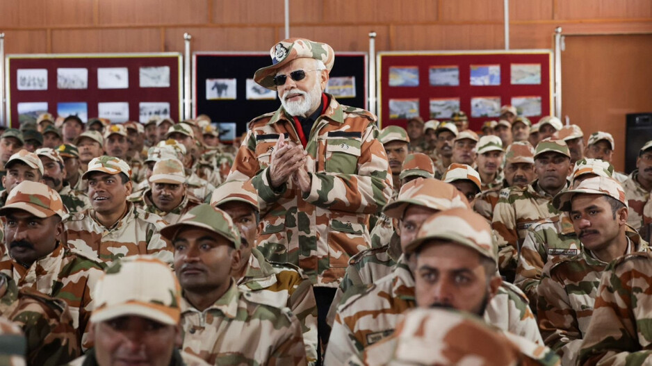 PM Modi With Jawans  