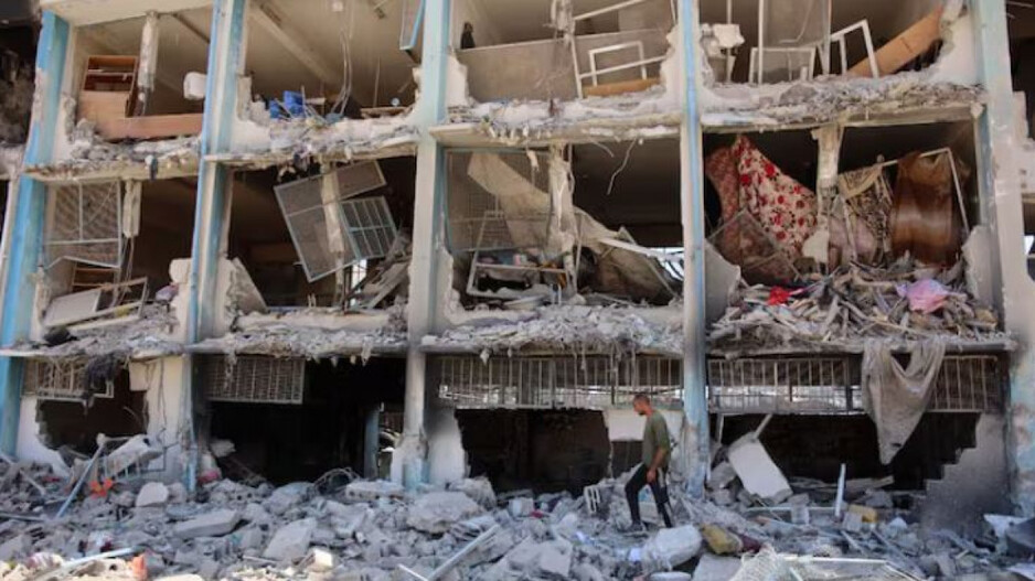 Israel-Gaza war A school in ruins after being targeted by Israeli airstrikes in Northern Gaza 