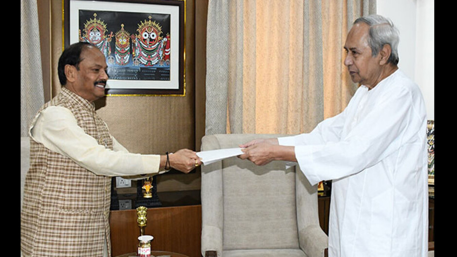 Naveen Submitting His Resignation Letter