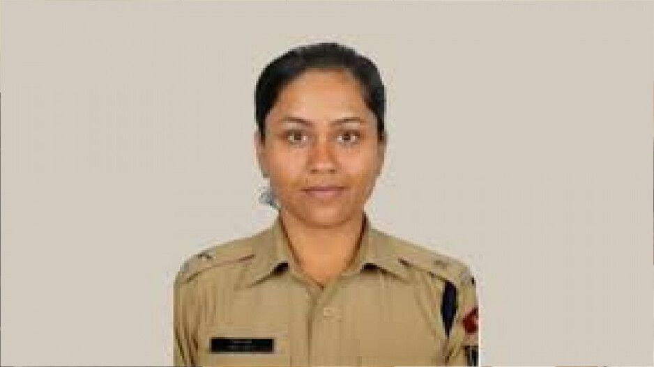 parul gupta ips