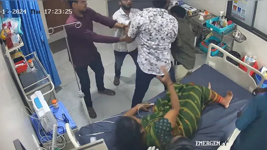 Doctor was allegedly attacked by the family members of the patient