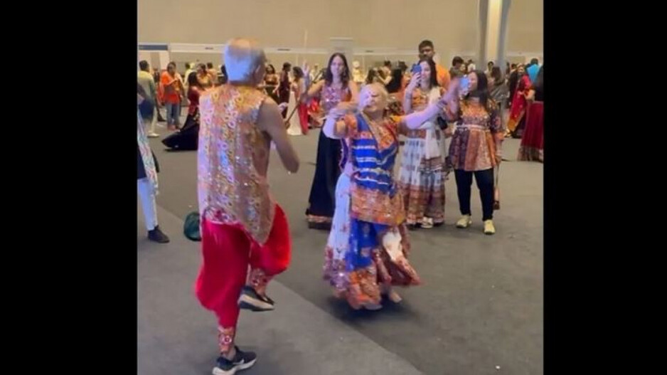 Elderly Couple's Dandiya Dance