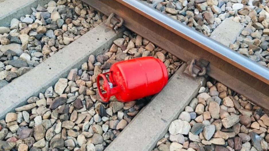 Gas Cylinder on Track