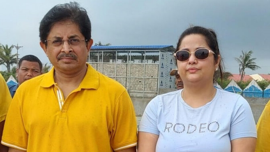 ପୁରୀରେ ଜଳକ୍ରୀଡ଼ା ବେଳେ ଓଲଟି ପଡ଼ିଲା ସ୍ପୀଡ୍‌ ବୋଟ୍‌; ଅଳ୍ପକେ ବର୍ତ୍ତିଲେ ସୌରଭ ଗାଙ୍ଗୁଲିଙ୍କ ଭାଇ,ଭାଉଜ
