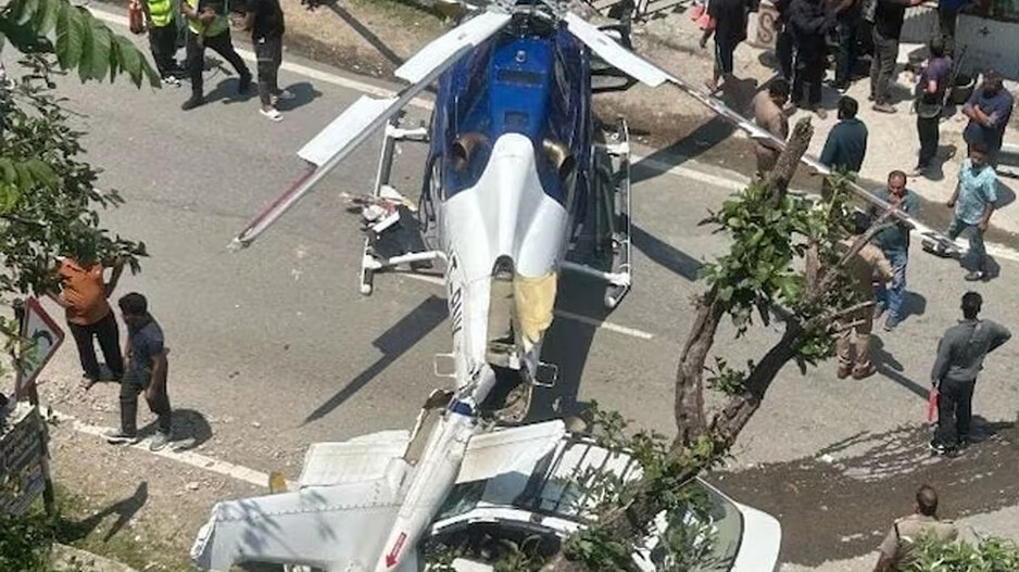 ରାସ୍ତାରେ କ୍ରାଶ ଲ୍ୟାଣ୍ଡିଂ କଲା ହେଲିକପ୍ଟର: ଚାର ଧାମ ରାସ୍ତାରେ ୪ର୍ଥ ଦୁର୍ଘଟଣା