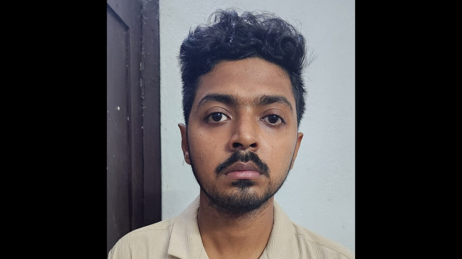 ବ୍ୟାଙ୍କ ଗ୍ରାହକଙ୍କ ୭୦ ଲକ୍ଷରୁ ଅଧିକ ଟଙ୍କା ଆତ୍ମସାତ, କିରାଣିଙ୍କୁ ବାନ୍ଧିଲା ପୁଲିସ