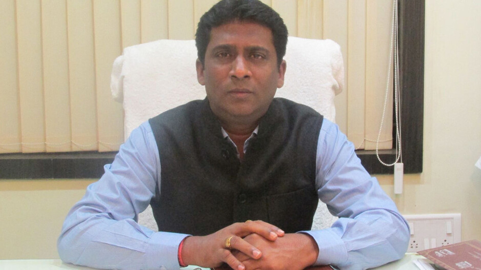 ବିଏମସି କମିଶନରଙ୍କୁ ଆକ୍ରମଣ: ଗିରଫ ଜିଦରେ ଓଏଏସ୍ ସଂଘ, ଜଗନ୍ନାଥଙ୍କୁ ନେଇ ସସପେନ୍ସ ଜାରି