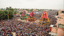 ଶରଧାବାଲିରେ ପହଞ୍ଚିଲେ ତିନି ରଥ: ବିଶୃଙ୍ଖଳାକୁ ନେଇ ବିରୋଧୀ-ଶାସକ ମୁହାଁମୁହିଁ, ଖସିଯିବେ କି ଦୋଷୀ