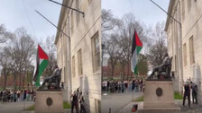 Palestinian flag At John Harvard statue