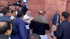 Rahul Give rose to Rajnath Singh