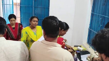 ୧୫ ହଜାର ମାଗିଥିଲେ; ୫ ହଜାର ନେଇଥିଲେ, ୮ ହଜାର ନେବା ବେଳେ ଧରାପଡ଼ିଲେ ମହିଳା ସହକାରୀ ଯନ୍ତ୍ରୀ