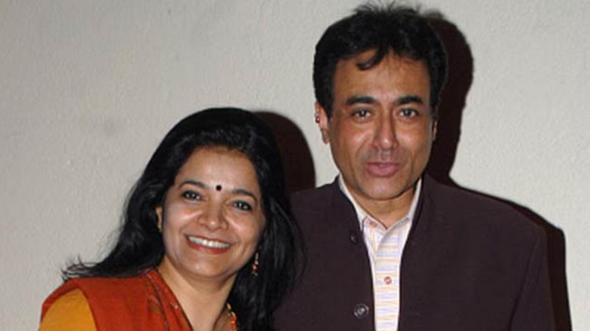 Nitish-bhardwaj and Wife