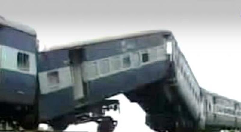 assam-train-derailment-650_650x400_51432352504