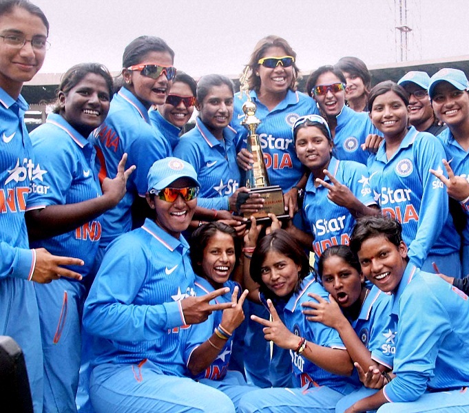 mahila women team