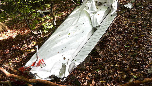 Two Slovakian airshow planes collide mid-air, 7 killed