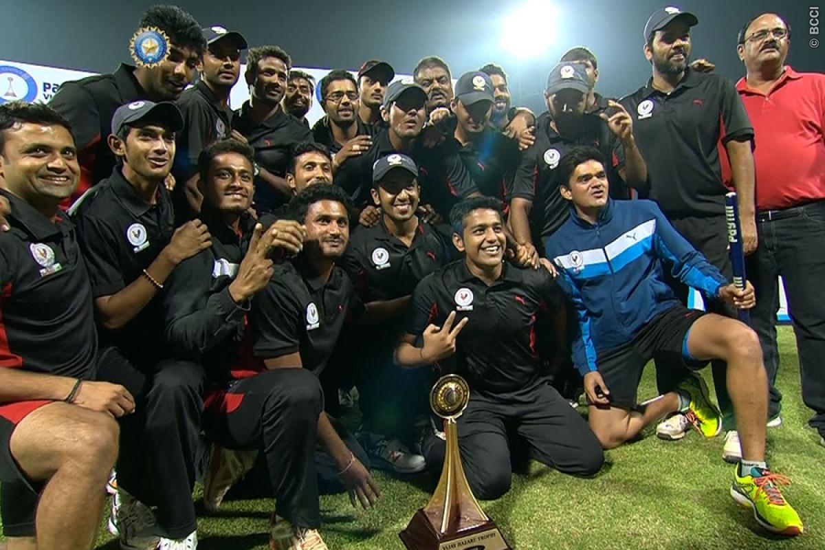 gujarat-team in vijay hazare trofi