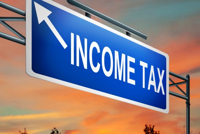 Income-Tax-Highway-Sign-Image-960x645
