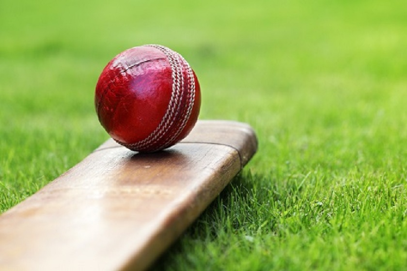 Cricket-Ball-and-Bat-