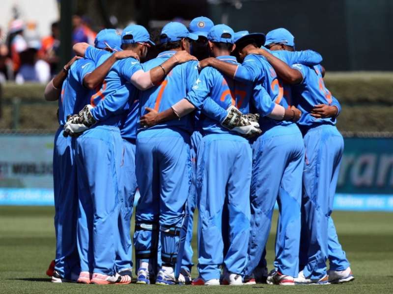 team-india-huddle-vs-ireland-1462458927-800
