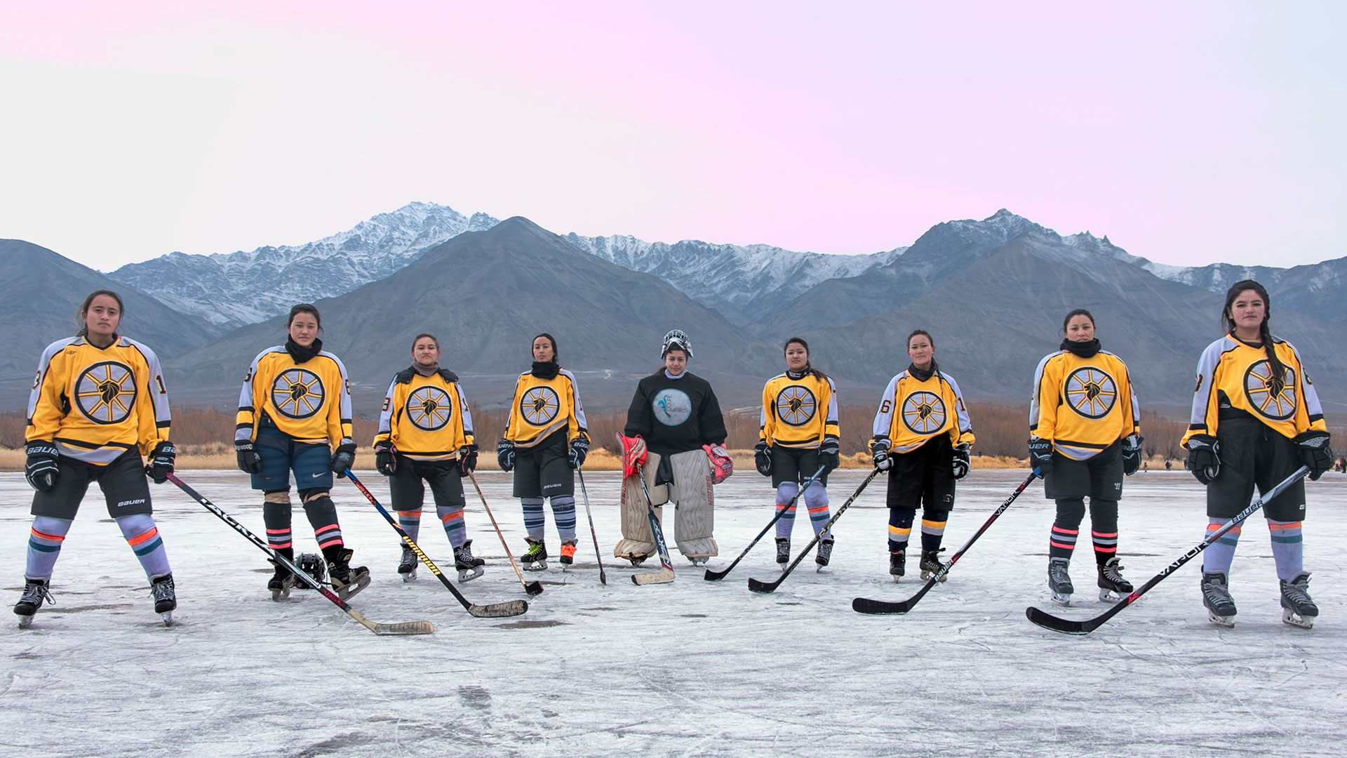 ladakh-ice-hockey-lead