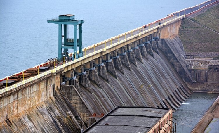 Hirakud dam to release first flood watet in july 24