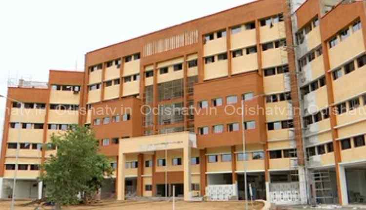 Bolangir-Medical-College-750x430 (1)