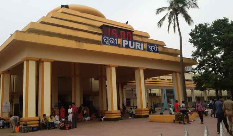 train-passengers-travelling-to-or-out-of-puri-will-get-free-bus-service-to-khordha-and-bhubaneswar 