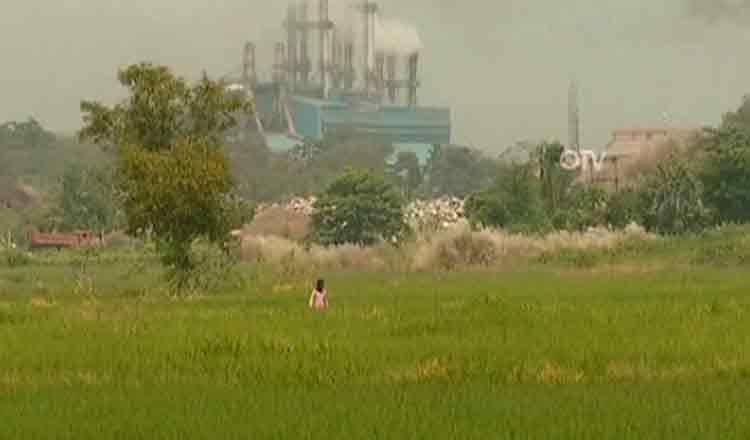 1100-farmers-who-handed-over-their-land-to-idco-for-industrial-park-yet-to-get-compensation-even-after-8-years