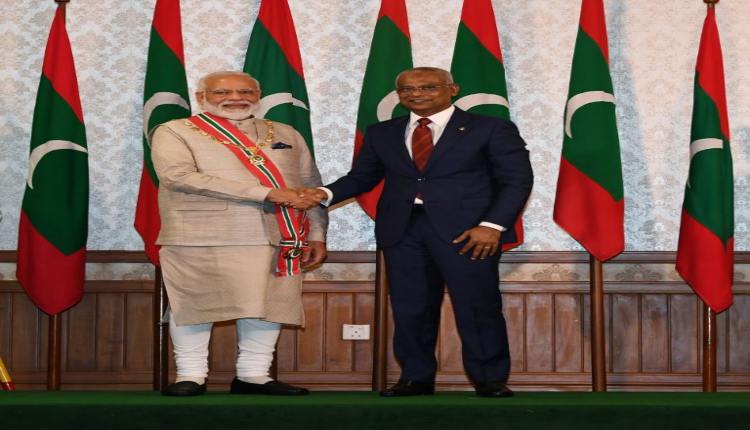 MODI AWARDED AS MALDIVES HIGEST CIVILLIAN AWARD (1)