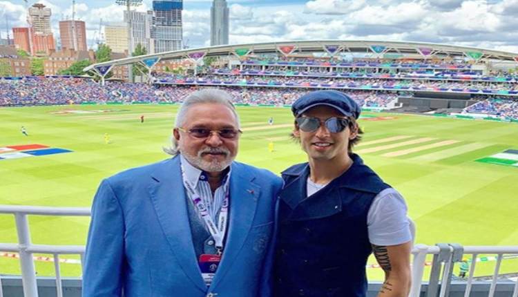 VIJAY MALLYA WITH SON SIDHARTH MALLYA