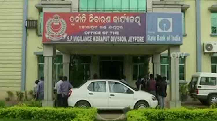 Odisha-DGP-suspends-former-Inspector-of-Malkangiri