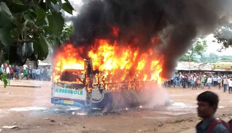 Bus-catches-fire-at-Baramunda-in-Odisha-capital