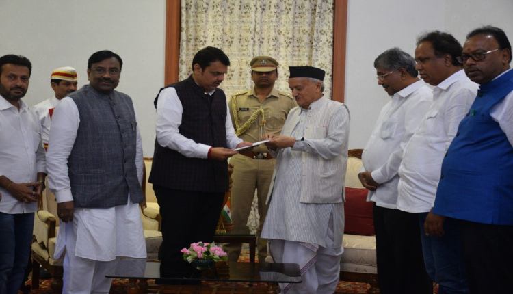 fadnavis resign