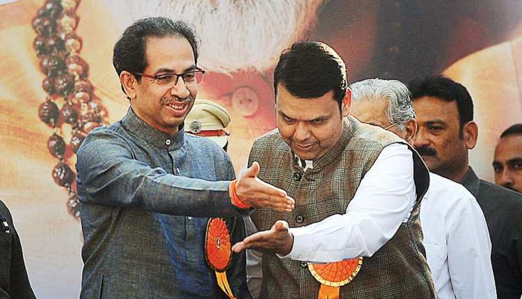 uddhav-thackeray-and-devendra-fadnavis-01(1)