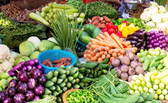 Fruit-Vegetable-Market (1)