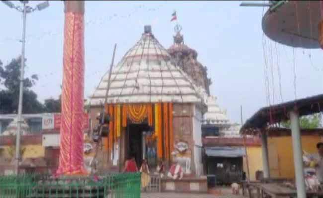 sakhi-gopal-temple-1