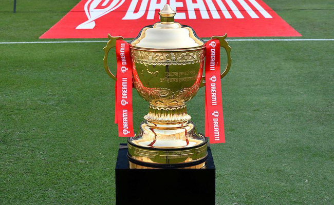 IPL-2021-trophy