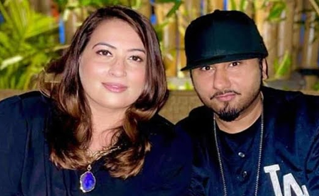 Honey Singh And his wife