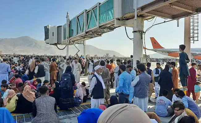 gunfire at kabul airport