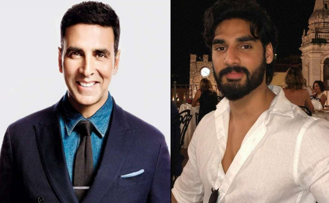 akshay-kumar-&-ahan-setty