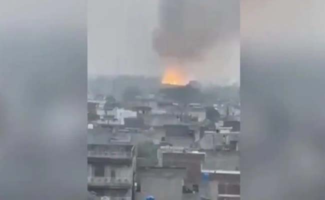 blast in pakistan