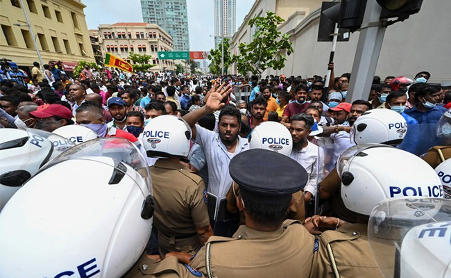 People protest in Srilanka