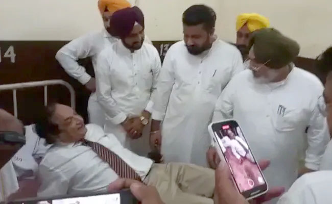 punjab-minister-in-action