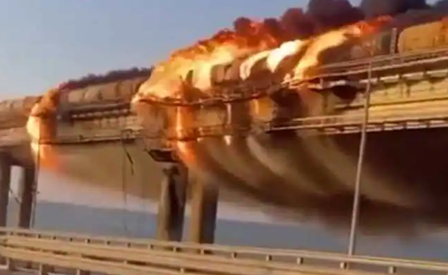 massive-explosion-on-bridge