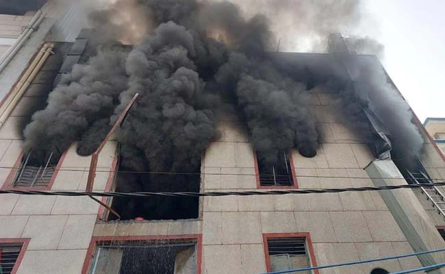 fire-narela-plastic-factory